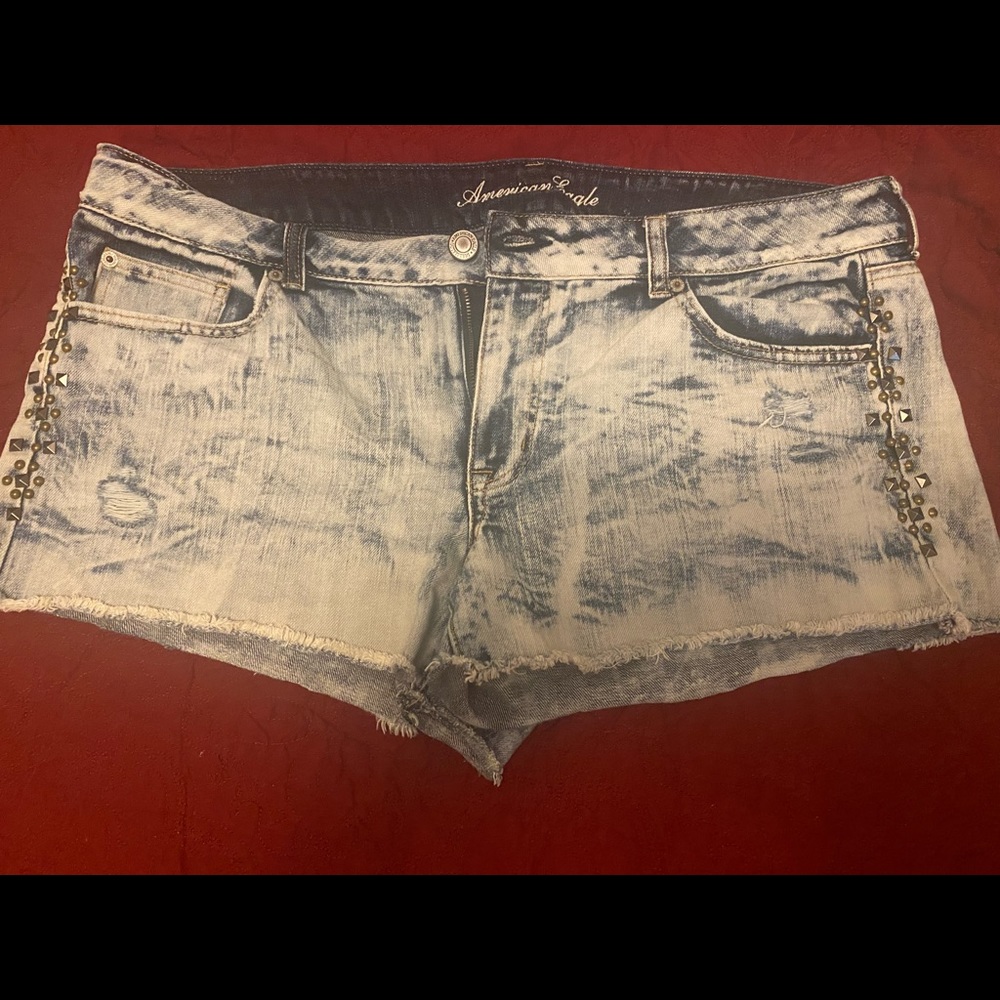 American Eagle denim shorts.